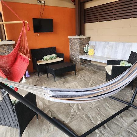 Elegant Villa In La Fortuna With Spacious Backyard Plus Very Private Pool & Parking Exterior foto